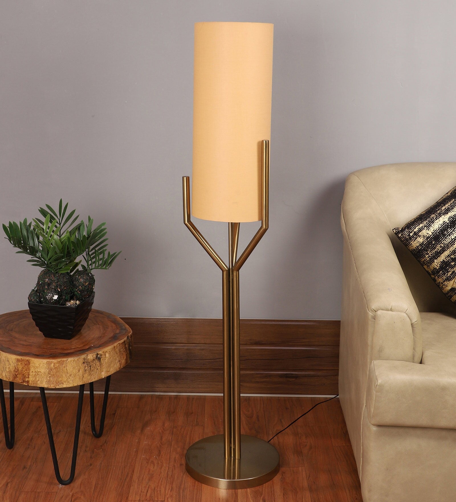 Wave Beige Fabric Cloth Shade Floor Lamp With Iron Base