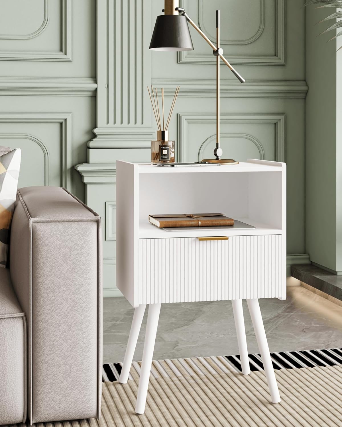 Modern Bedside Table with Storage Drawer