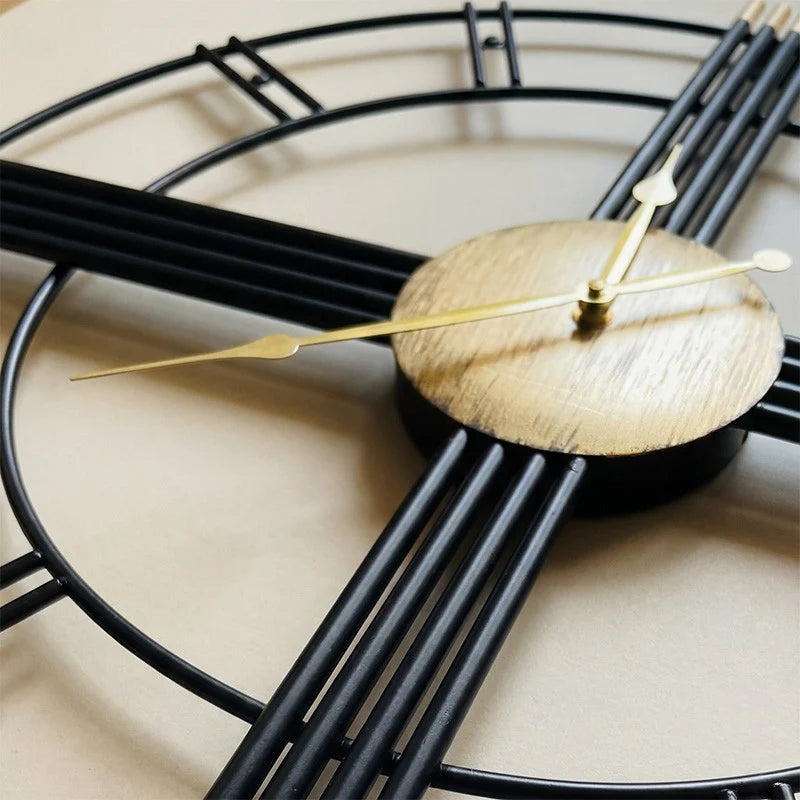 Round Minimalist Metal Wall Clock