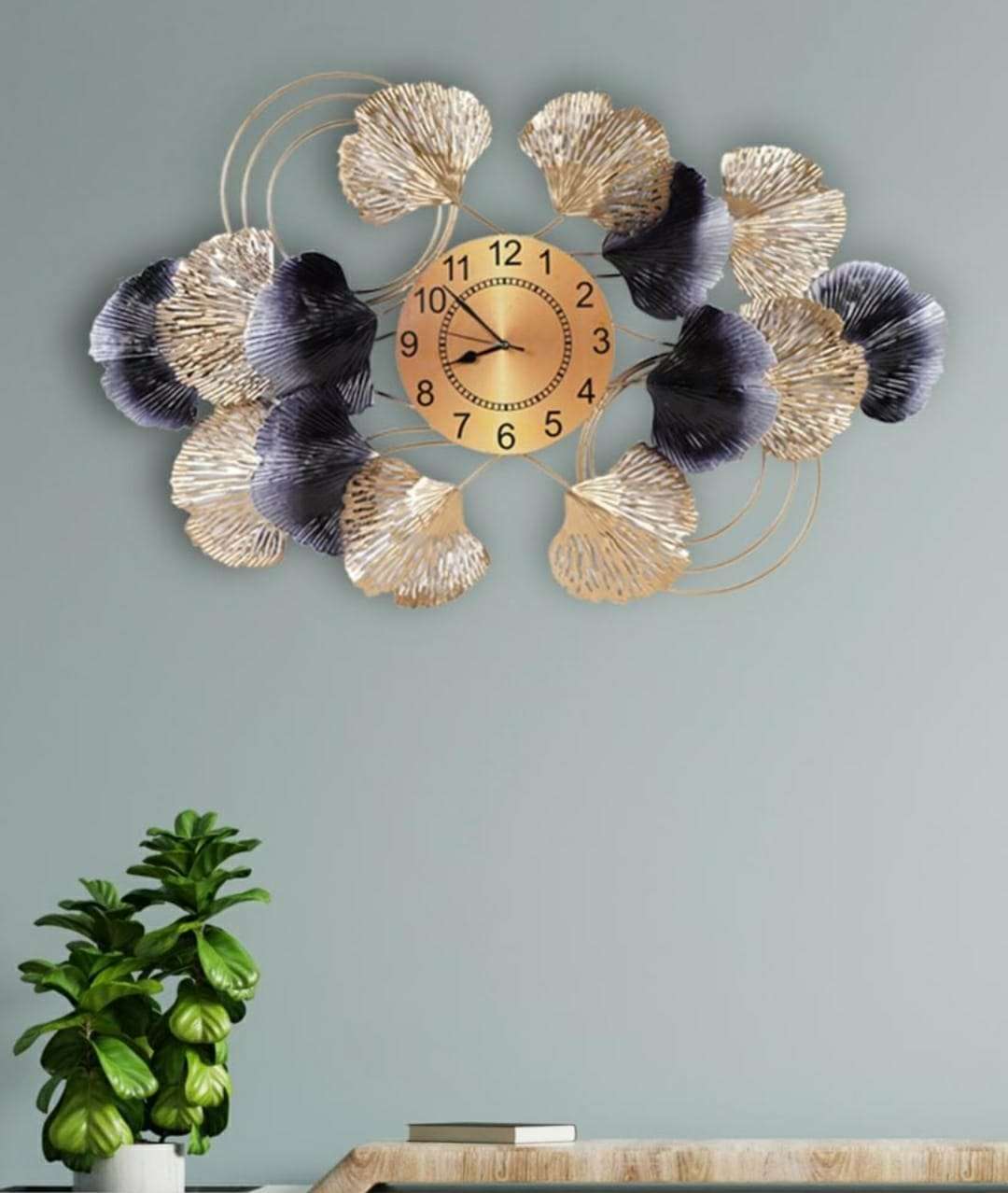 Decorative Multicolour Metal Wall Clock